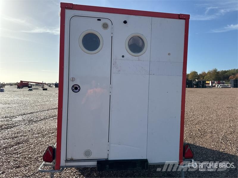 CNSE S/A Bungalow De Chantier Roadwork Cabin Alte remorci