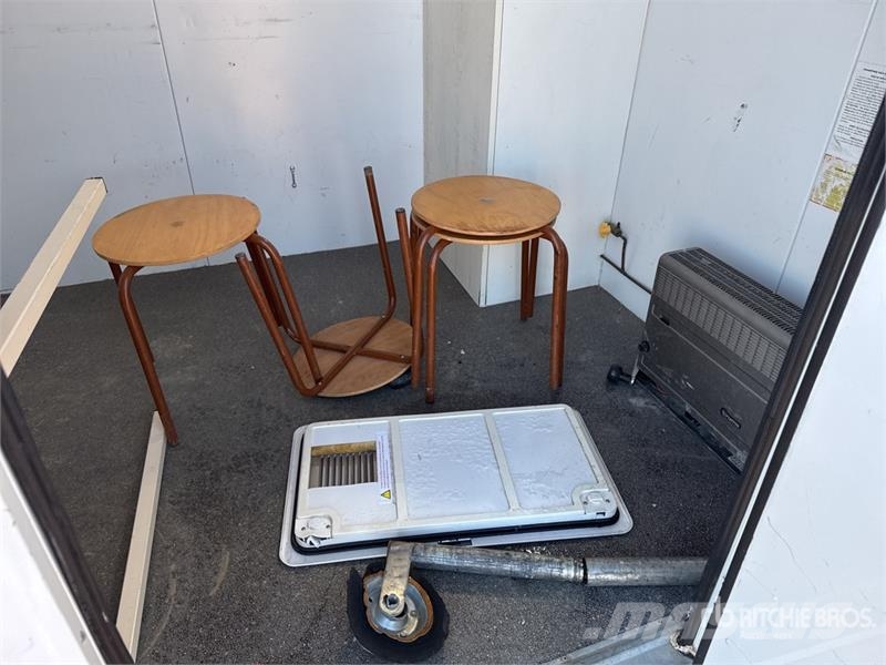 CNSE S/A Bungalow De Chantier Roadwork Cabin Alte remorci