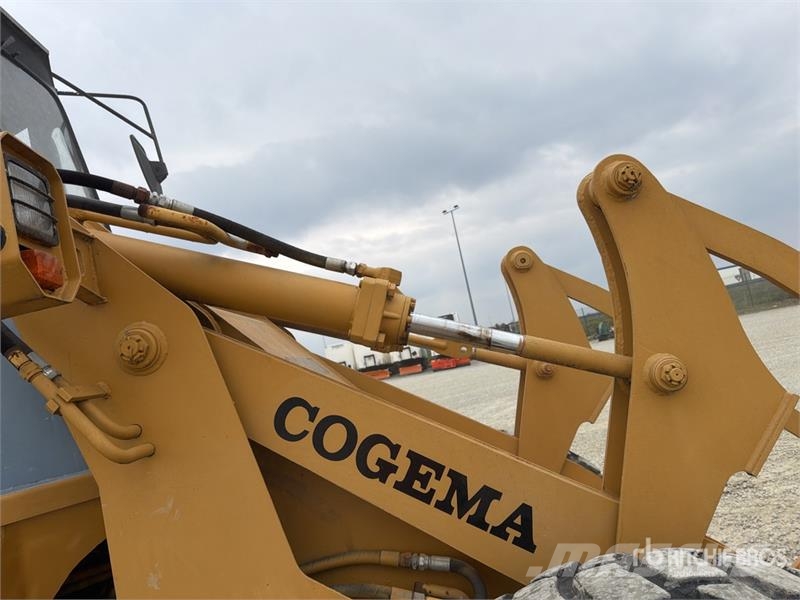 Cogema 850 Колесни товарачи