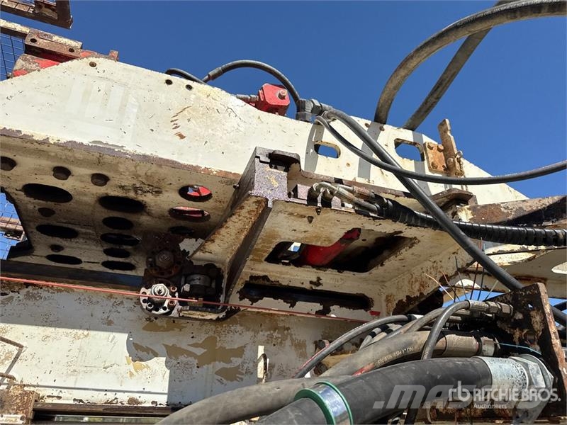 Comacchio Crawler Mounted Foreuse Blasthole Drill Diğer sondaj ekipmanları