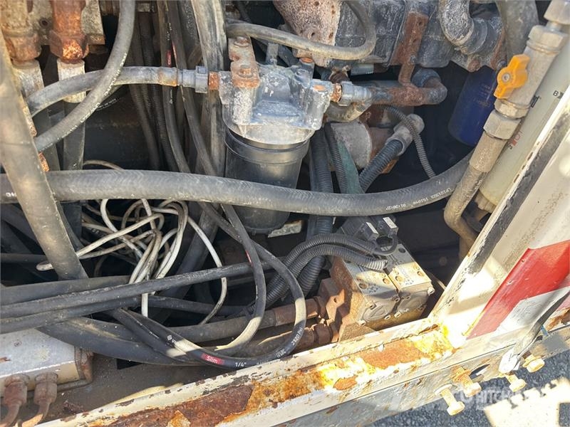 Comacchio Crawler Mounted Foreuse Blasthole Drill Diğer sondaj ekipmanları