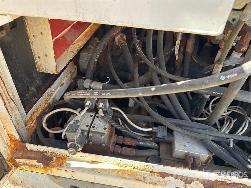 Comacchio Crawler Mounted Foreuse Blasthole Drill Diğer sondaj ekipmanları