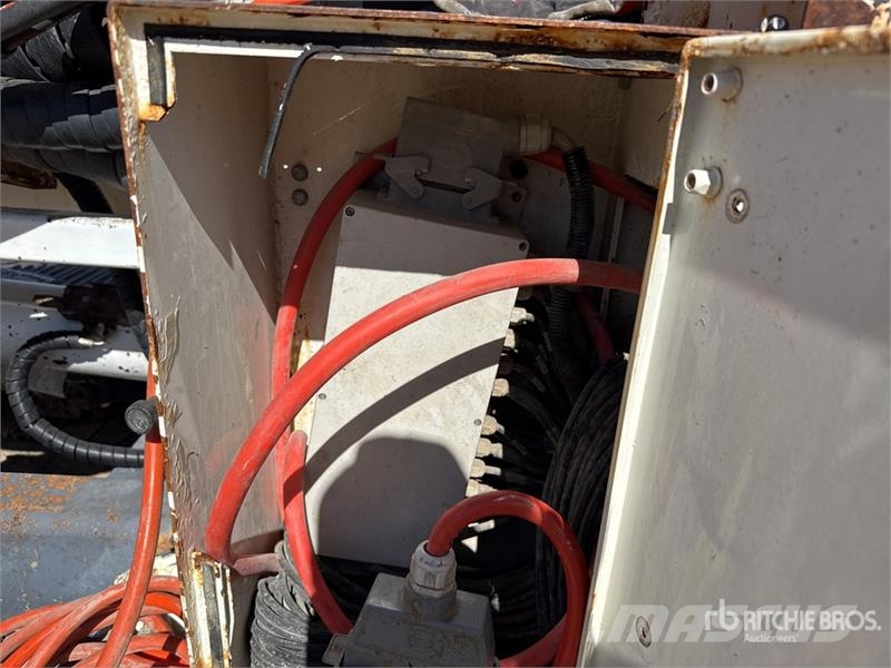 Comacchio Crawler Mounted Foreuse Blasthole Drill Diğer sondaj ekipmanları