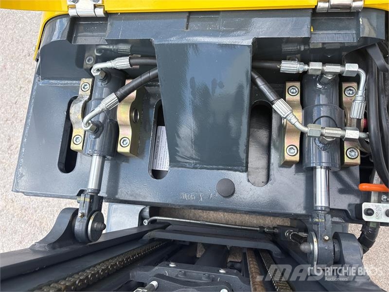 Combilift Combi-CS 2500 kg Electric Stacker Samopogonski ručni viljuškari