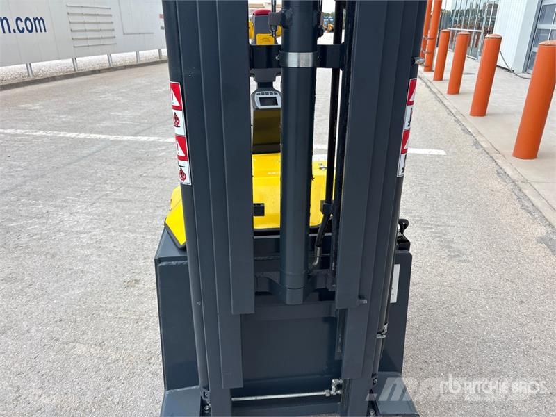 Combilift Combi-CS 2500 kg Electric Stacker Samopogonski ručni viljuškari
