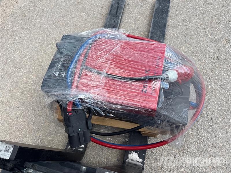 Combilift Combi-CS 2500 kg Electric Stacker Samopogonski ručni viljuškari