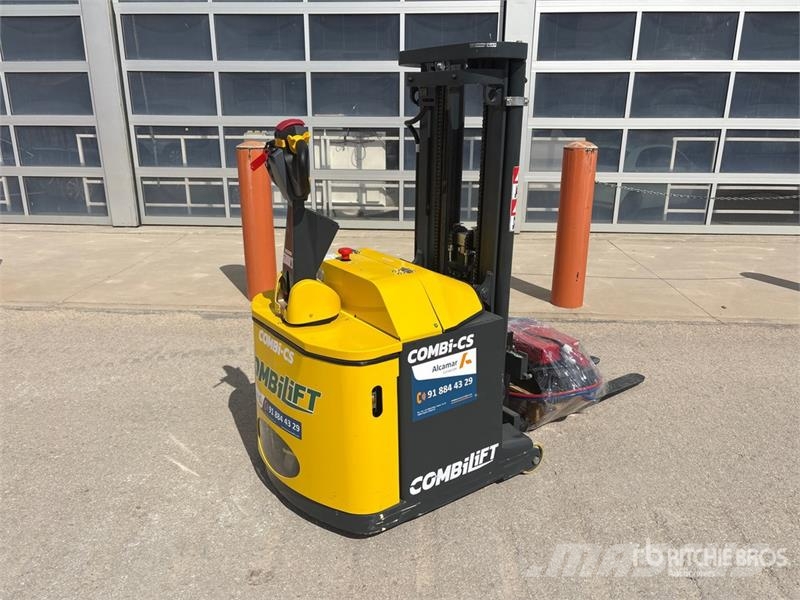 Combilift Combi-CS 2500 kg Electric Stacker Samopogonski ručni viljuškari