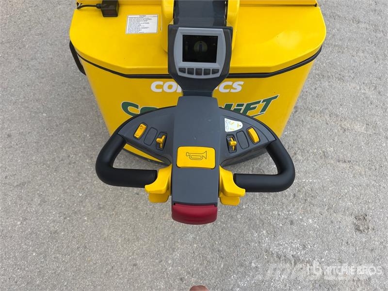 Combilift Combi-CS 2500 kg Electric Stacker Samopogonski ručni viljuškari