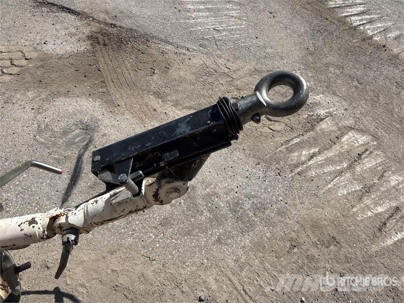 Comema Treuil 1 Essieu S/A Winch Подемници, лебедки и елеватори за материали