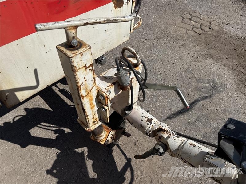 Comema Treuil 1 Essieu S/A Winch Подемници, лебедки и елеватори за материали