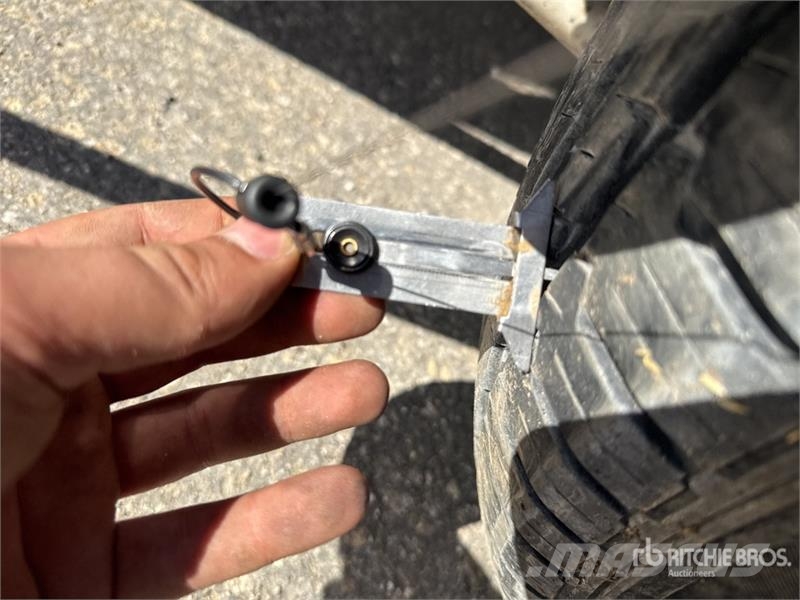 Comema Treuil 1 Essieu S/A Winch Подемници, лебедки и елеватори за материали