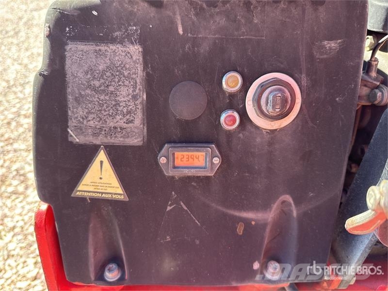 Compacteur A Guidage Manuel Walk Behind Roller (In Diğer silindirler
