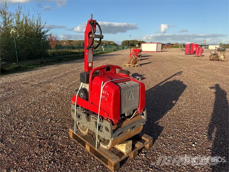 Compacteur Vibrant Monocylindre Smooth Drum Compac Rouleaux monocylindre