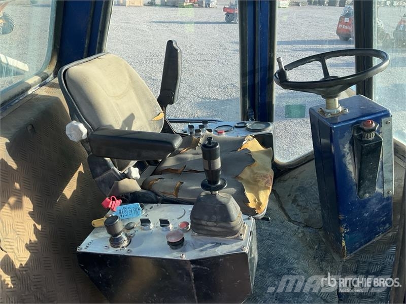 Compactor MV 616 DT Smooth Drum Walzenzüge