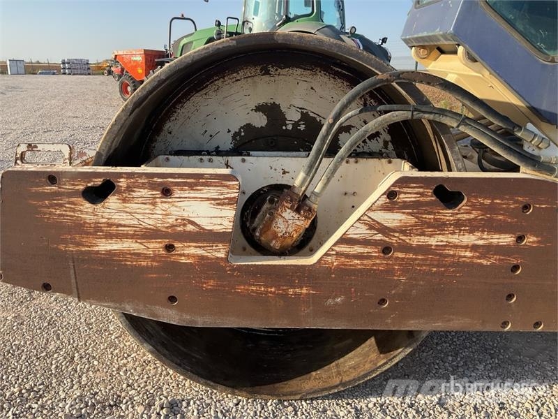 Compactor MV 616 DT Smooth Drum Walzenzüge