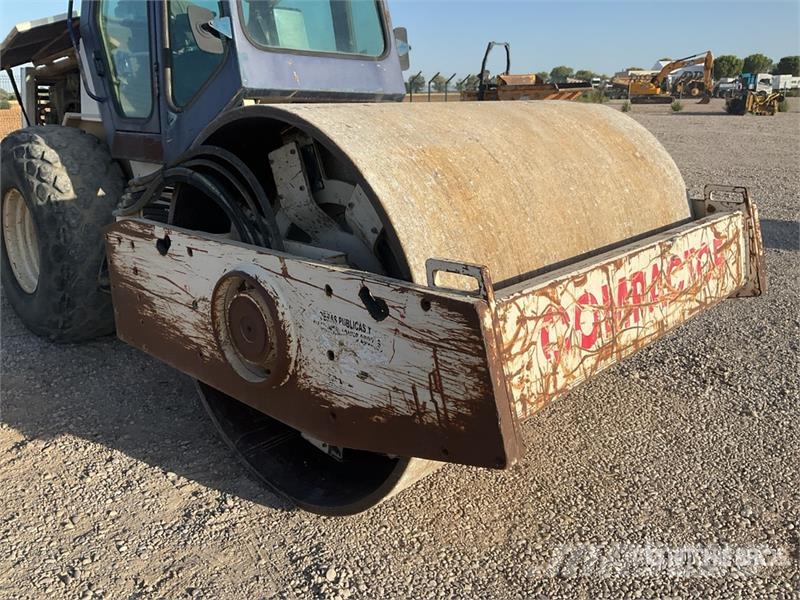 Compactor MV 616 DT Smooth Drum Walzenzüge