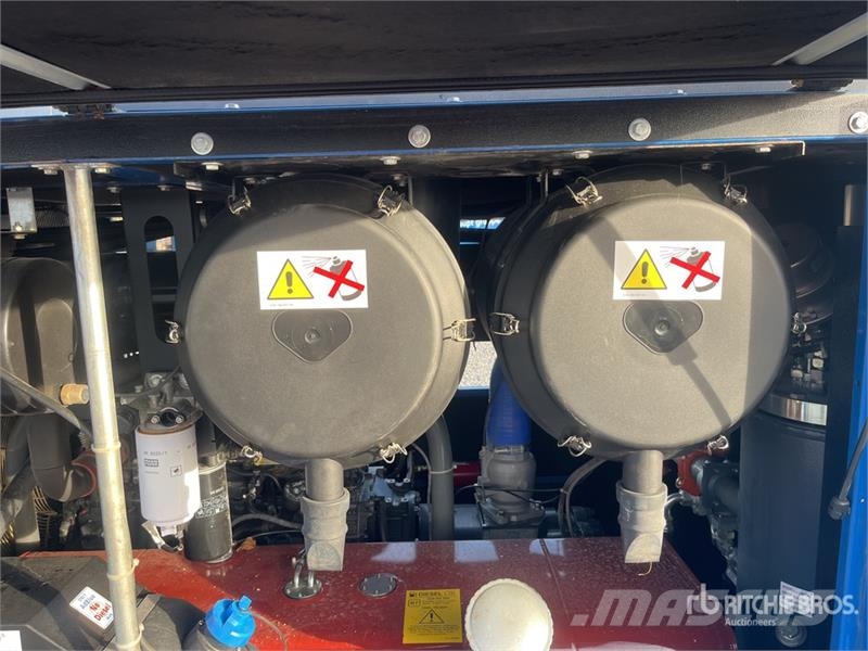 Compair C200TS-24 20 m3/min DLT2703HP Air Compressor Kompresori