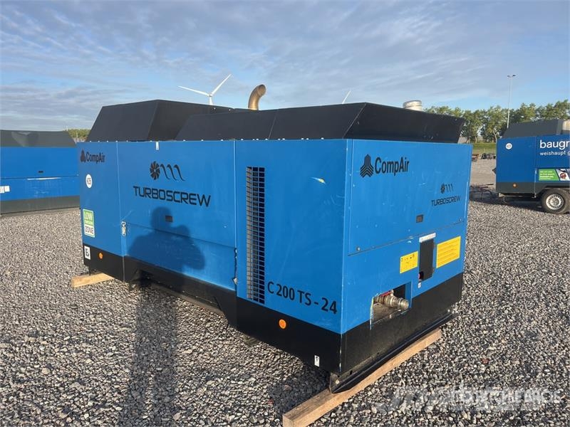 Compair C200TS-24 20 m3/min DLT2703HP Air Compressor Kompresori