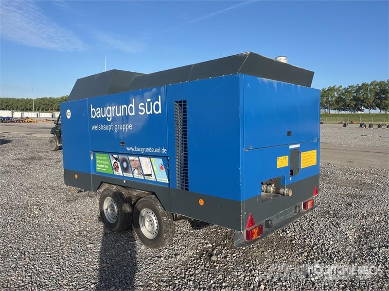 Compair C200TS24/HG1 DLT2703 20 m3/min Mobile Air Compress Kompresori