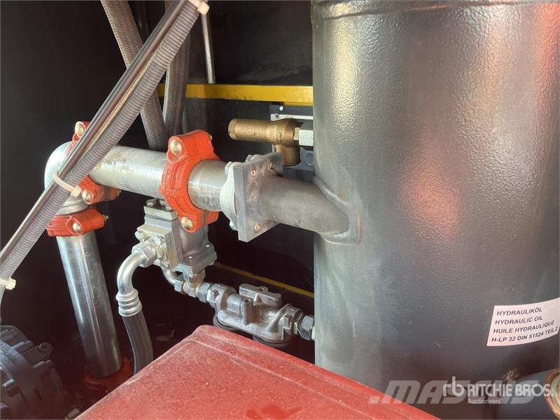 Compair C200TS24/HG1 DLT2703 20 m3/min Air Compressor Compressors