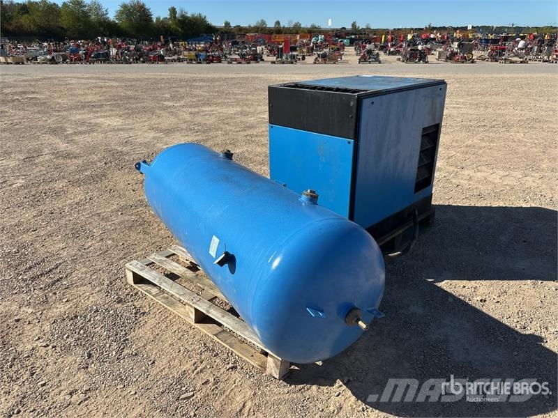 Compair CYCLON 111 Skid-Mounted Compresseur Electrique Air Kompresory