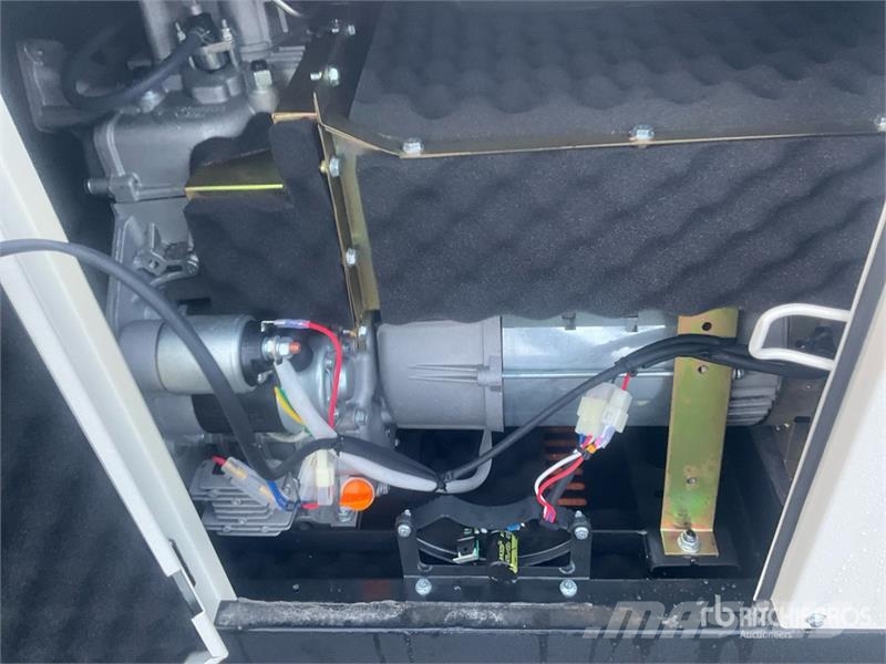 Compal VG-R110 10KW Generator Set Dieselgeneraattorit