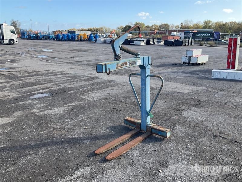 Conquip CA102-02000 Crane Pallet Forks Вили