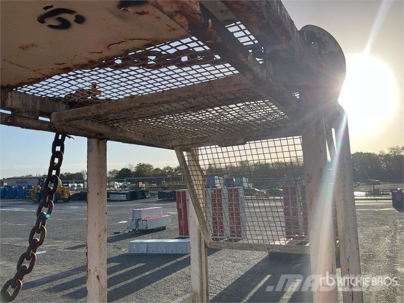  Conquip CA121-00240 Personnel Basket رافعات السارية الرأسية