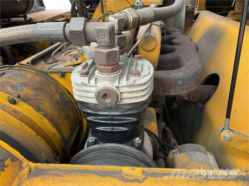 Corinsa CCH721 Pneumatic Roller Kolesni valjarji s pnevmatikami