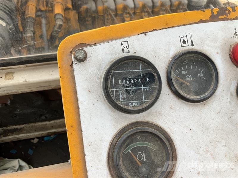 Corinsa CCH721 Pneumatic Roller Kolesni valjarji s pnevmatikami