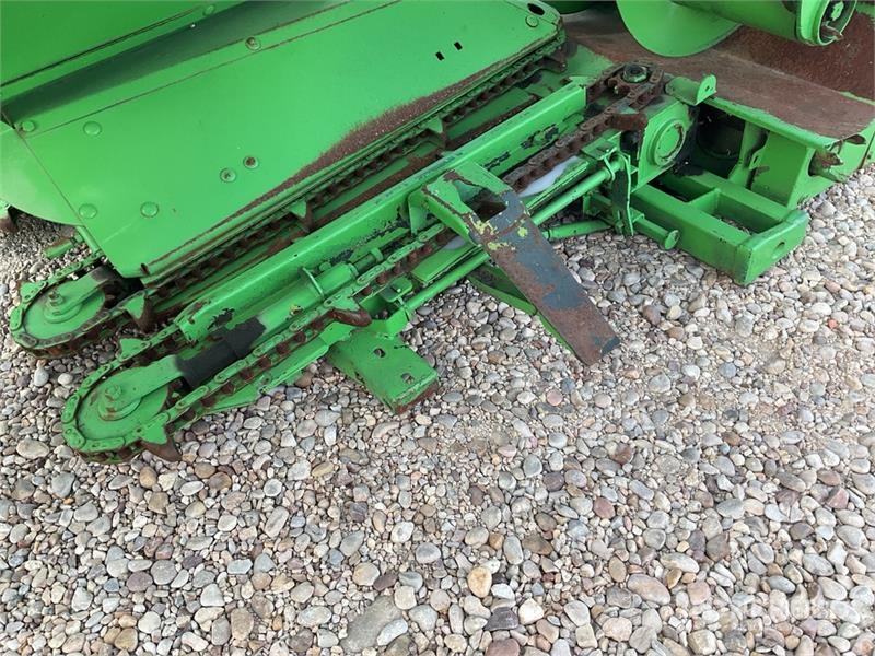 Corn Combine Header Kombajnové hlavice