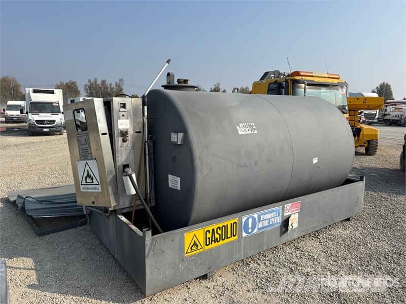  Cosmec CD90 Fuel Tank Kraftstoff- und Zusatzstoffbehälter