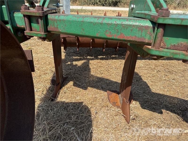 Cousins VF42H7TP24 Decompacteur 7 Dents 4.2 m 3-Point 7 Sh Inne maszyny i akcesoria uprawowe