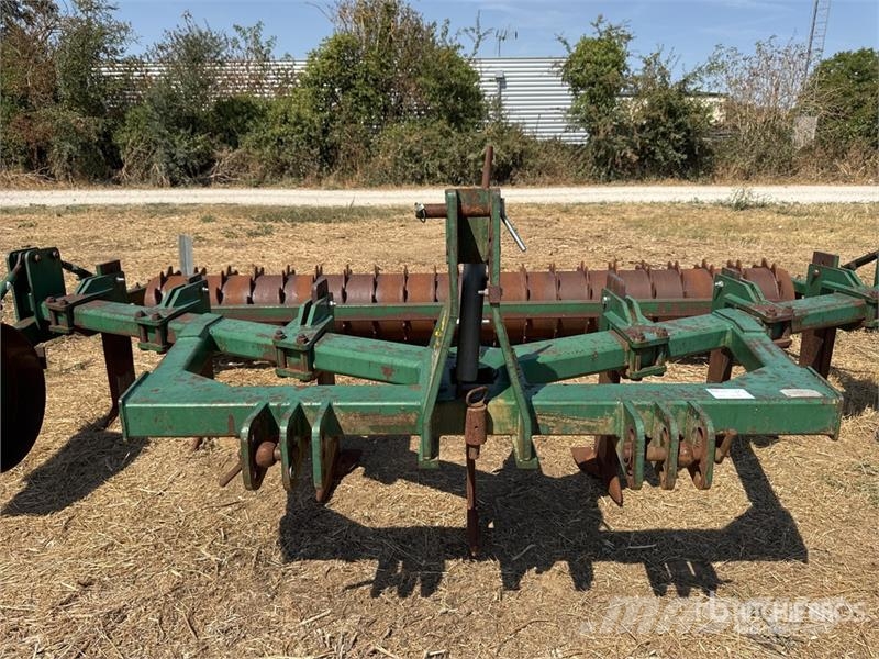 Cousins VF42H7TP24 Decompacteur 7 Dents 4.2 m 3-Point 7 Sh Inne maszyny i akcesoria uprawowe
