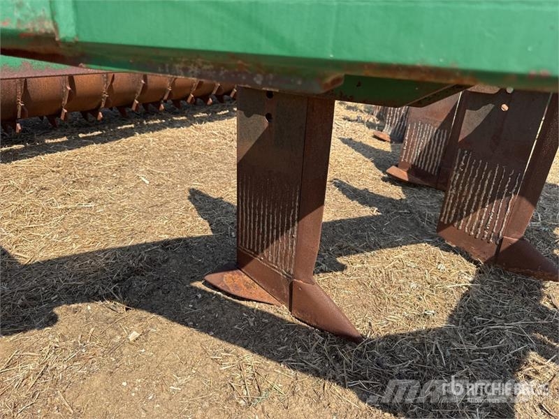 Cousins VF42H7TP24 Decompacteur 7 Dents 4.2 m 3-Point 7 Sh Inne maszyny i akcesoria uprawowe