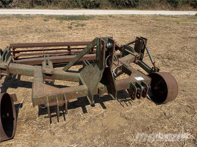 Cousins Vform Chassis Decompacteur 2.2 m 3-Point Frame Sub Inne maszyny i akcesoria uprawowe