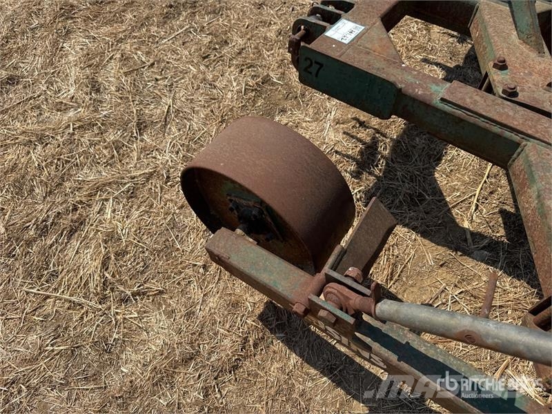 Cousins Vform Chassis Decompacteur 2.2 m 3-Point Frame Sub Inne maszyny i akcesoria uprawowe