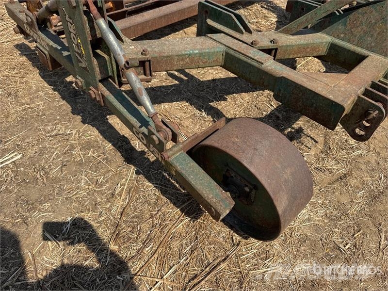 Cousins Vform Chassis Decompacteur 2.2 m 3-Point Frame Sub Inne maszyny i akcesoria uprawowe