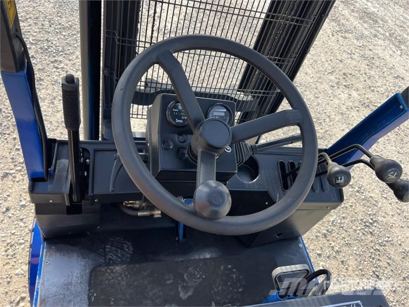 CTC PL 317 1700 kg Electric Forklift Akumulátorové vozíky