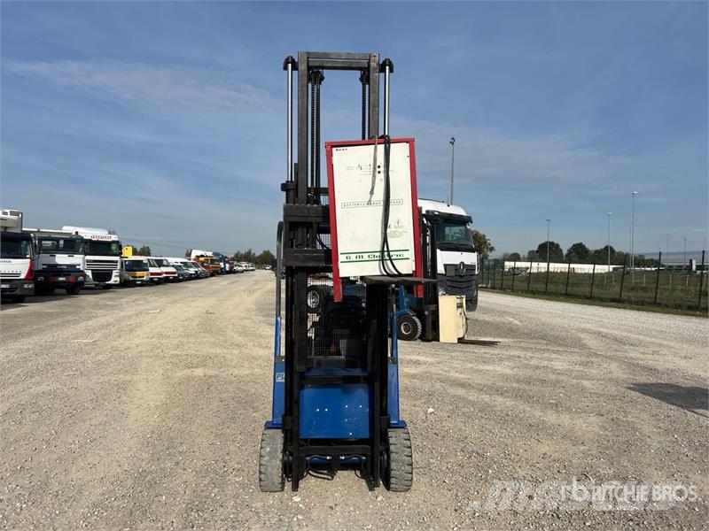 CTC PL 317 1700 kg Electric Forklift Akumulátorové vozíky