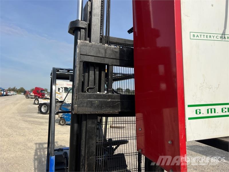CTC PL 317 1700 kg Electric Forklift Akumulátorové vozíky