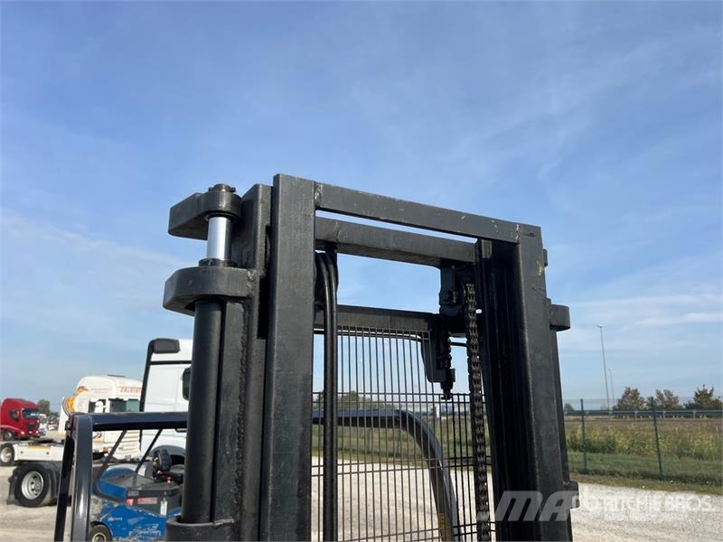 CTC PL 317 1700 kg Electric Forklift Akumulátorové vozíky