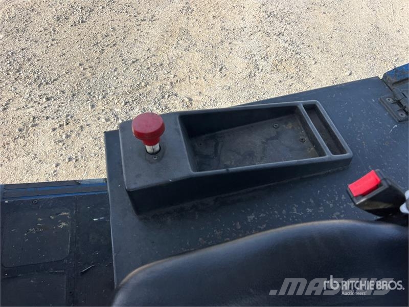 CTC PL430 3000 kg Electric Forklift Akumulátorové vozíky