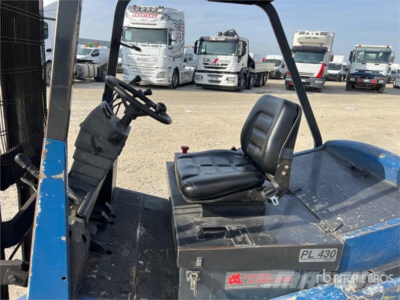 CTC PL430 3000 kg Electric Forklift Akumulátorové vozíky
