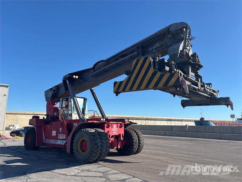  CVS F378.5 Container Reach Stacker شاحنات ذات رافعات شوكية تعمل بالكهرباء