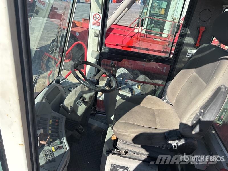  CVS F378.5 Container Reach Stacker شاحنات ذات رافعات شوكية تعمل بالكهرباء