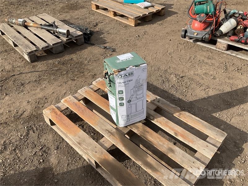 DAB Divertek 650 A Electric Submersible Water Pump Other components