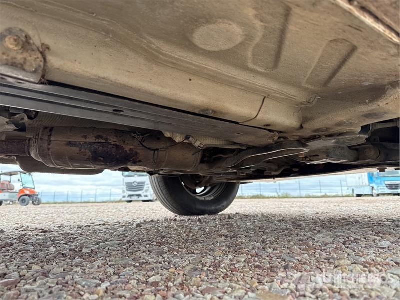 Dacia DUSTER 4WD SUV (Inoperable) Automobili