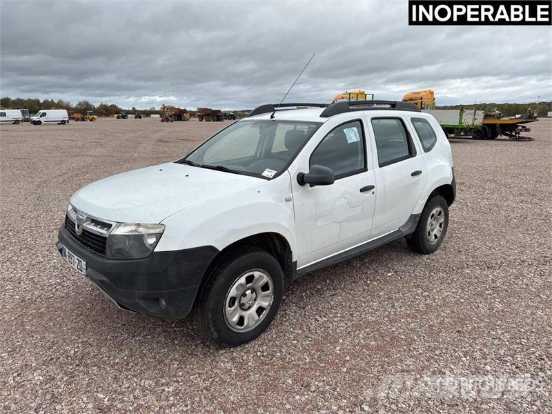 Dacia DUSTER 4WD SUV (Inoperable) 자동차