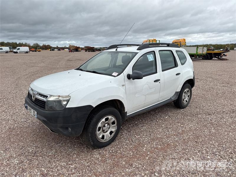 Dacia DUSTER 4WD SUV (Inoperable) Automobili